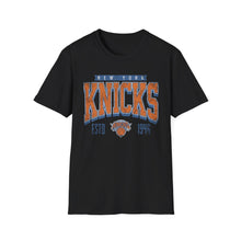 Load image into Gallery viewer, New York Knicks Vintage Logo T-Shirt Black